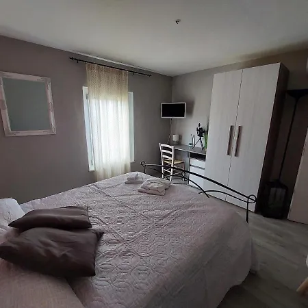 Bed and Breakfast La Bedolla '41